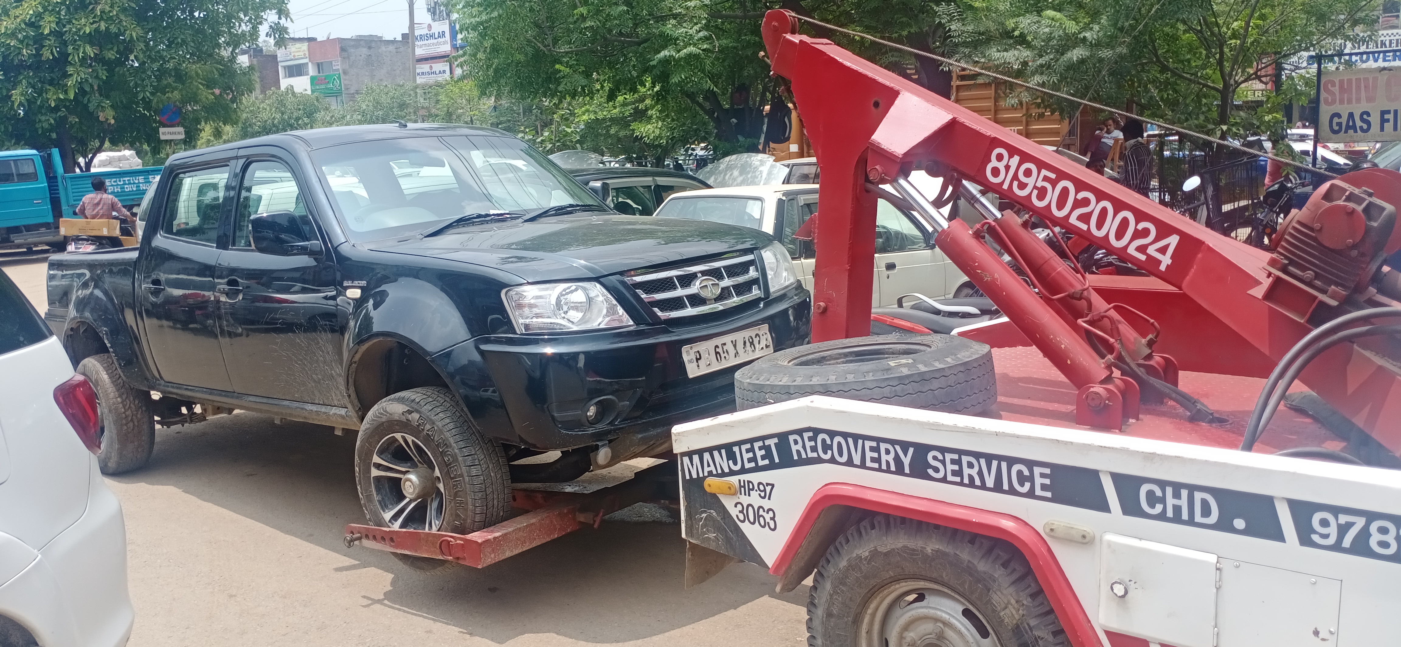 Car Towing Service In Chunni Kalan | Manjeet Towing Services | Best Car Towing Service In Chunni Kalan, 7 Top Car Towing Service In Chunni Kalan, 24 Hour Car Towing Service In Chunni Kalan, Car Towing Service near me, Car Towing Service  - GL76735
